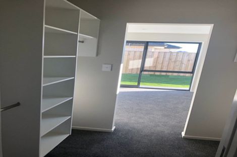 Photo of property in 17 Broadway Parade, Rolleston, 7615