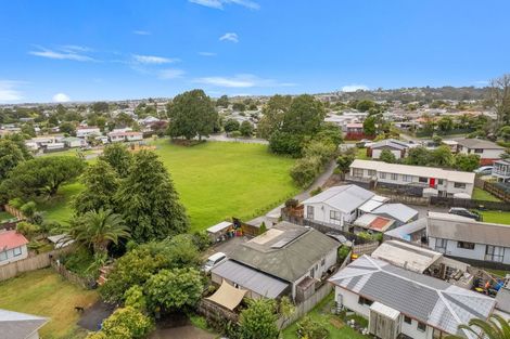 Photo of property in 1/32 Starforth Place, Henderson, Auckland, 0612