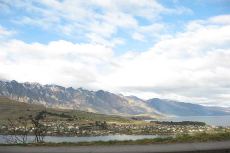 Photo of property in 112 Hensman Road, Queenstown, 9300