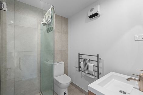 Photo of property in 4/13 Donald Place, St Albans, Christchurch, 8014