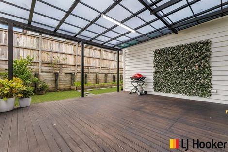Photo of property in 41 Cloonlyon Drive, Flat Bush, Auckland, 2019