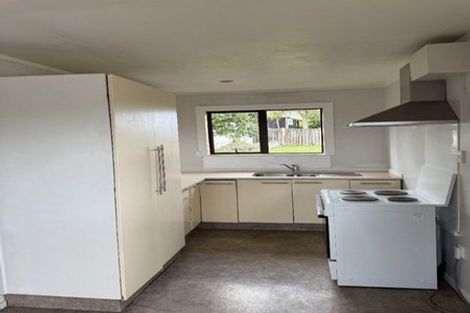 Photo of property in 3 Titoki Street, Te Atatu Peninsula, Auckland, 0610