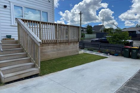 Photo of property in 7 Bledisloe Street, Cockle Bay, Auckland, 2014