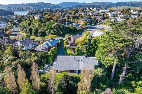 Photo of property in 48 Sailmaker Close, Whitby, Porirua, 5024