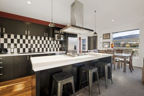 Photo of property in 12 Magnetic Place, Cromwell, 9310