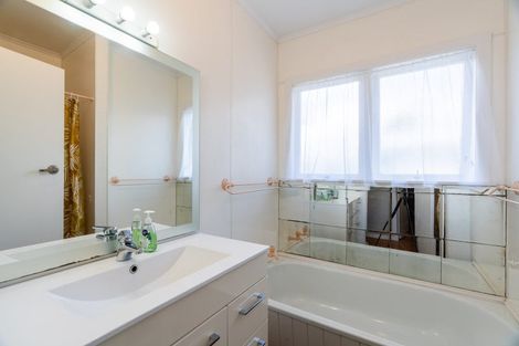 Photo of property in 33 Fitzroy Avenue, Fitzroy, Hamilton, 3206