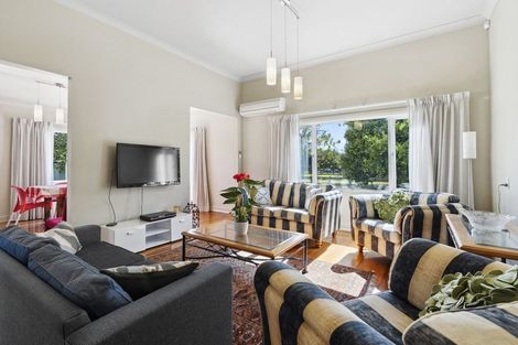 Photo of property in 9 French Street, Martinborough, 5711