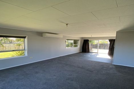 Photo of property in 60 Sharland Avenue, Manurewa, Auckland, 2102