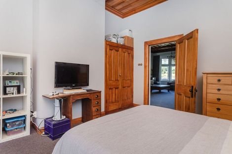 Photo of property in 2 Aerodrome Road, Dannevirke, 4972
