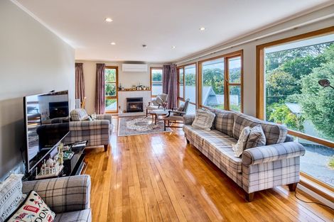 Photo of property in 46 Homewood Crescent, Karori, Wellington, 6012