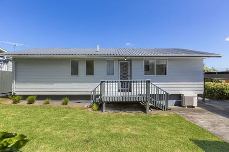 Photo of property in 15 Pine Street, New Lynn, Auckland, 0600