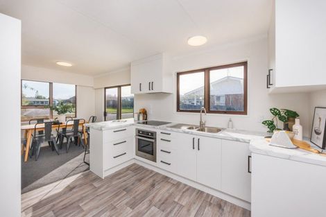Photo of property in 11 Fiona Crescent, Feilding, 4702
