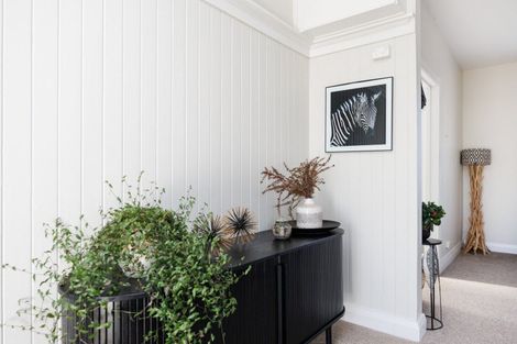 Photo of property in 2 Ngahina Street, Marton, 4710