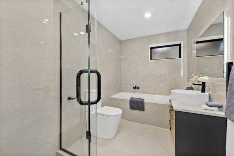 Photo of property in 14 Hughs Way, Flat Bush, Auckland, 2019