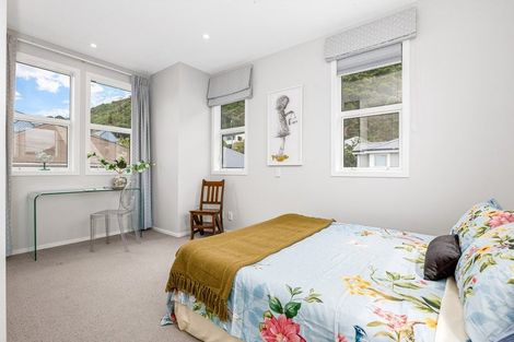 Photo of property in 5a Torless Terrace, Thorndon, Wellington, 6011