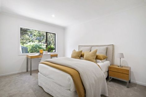 Photo of property in 14 Durbin Court, Greenhithe, Auckland, 0632