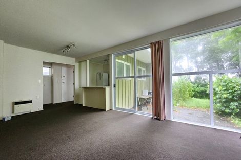 Photo of property in 2/3 Torwood Road, Khandallah, Wellington, 6035