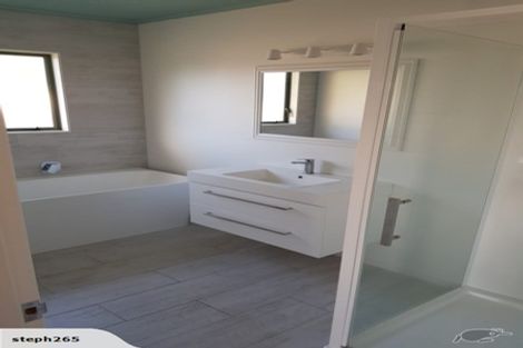 Photo of property in 56 Highgrove Place, Bethlehem, Tauranga, 3110