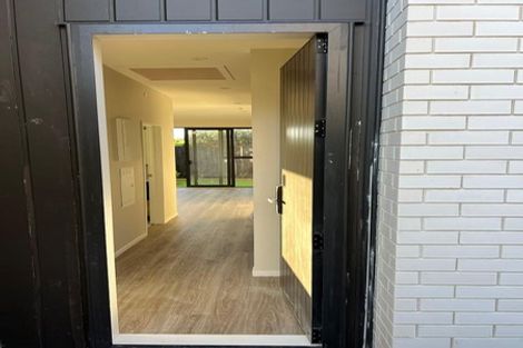 Photo of property in 9/88 Gloria Avenue, Te Atatu Peninsula, Auckland, 0610