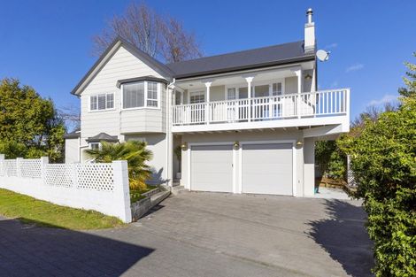 Photo of property in 26 Aubrey Crescent, Rainbow Point, Taupo, 3330