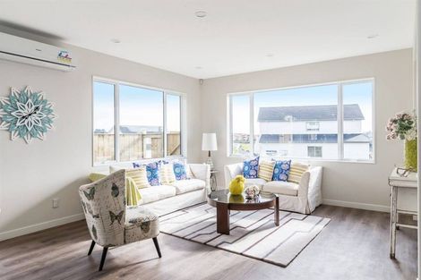 Photo of property in 48 Resolution Drive, Gulf Harbour, Whangaparaoa, 0930