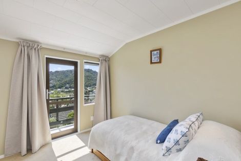 Photo of property in 7 Te Kainga Way, Khandallah, Wellington, 6035