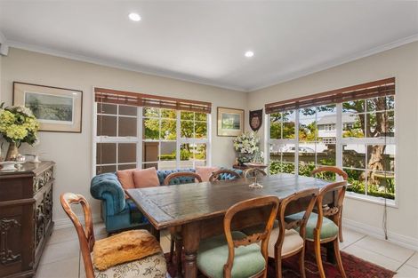 Photo of property in 17 Snowdon Road, Fendalton, Christchurch, 8052