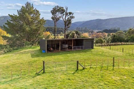 Photo of property in 1712 State Highway 2, Kaitoke, Upper Hutt, 5018