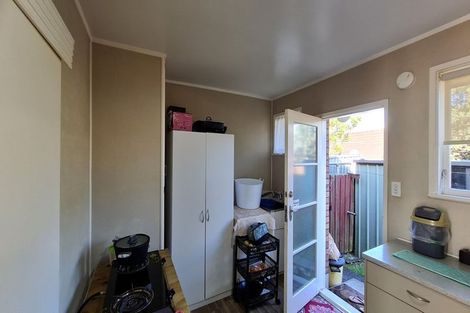 Photo of property in 2/86 Carruth Road, Papatoetoe, Auckland, 2025
