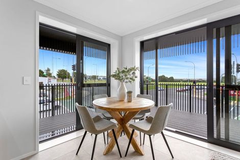 Photo of property in 2/2 Te Rito Road, Hobsonville, Auckland, 0616