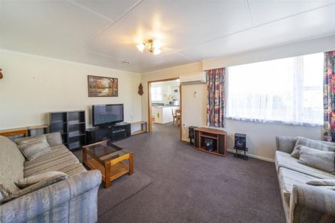 Photo of property in 25 Waihi Road, Hawera, 4610