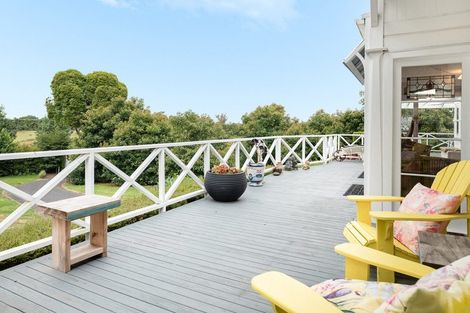 Photo of property in 19 Oliver Road, Eastern Beach, Auckland, 2012