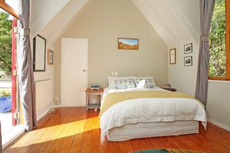 Photo of property in 19 Hereford Street, Wilton, Wellington, 6012
