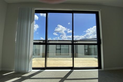 Photo of property in 35 Hinonga Loop, Silverdale, 0932