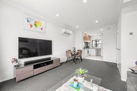 Photo of property in 8 Josland Lane, Wallaceville, Upper Hutt, 5018
