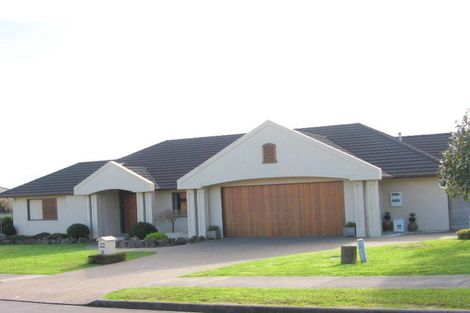 Photo of property in 8 Burnaston Court, Dannemora, Auckland, 2016