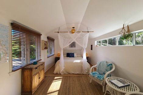Photo of property in 395b Driving Creek Road, Coromandel, 3506
