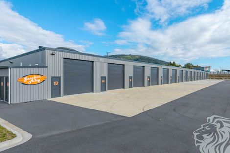 Photo of property in 2 Coolen Place, Tuakau, 2121