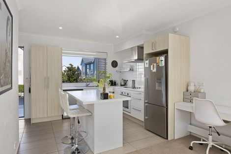 Photo of property in 6 Shelduck Way, Hobsonville, Auckland, 0616