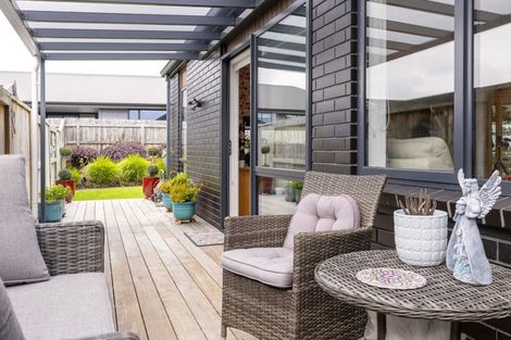 Photo of property in 43 Harakeke Drive, Wharewaka, Taupo, 3330