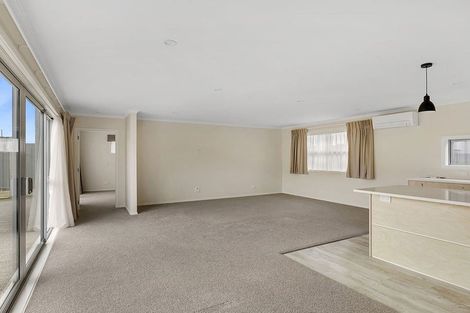 Photo of property in 1 Tieke Lane, Kenepuru, Porirua, 5022