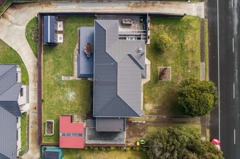 Photo of property in 82 Racecourse Road, Waiuku, 2123