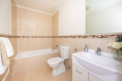 Photo of property in 229 Alec Craig Way, Gulf Harbour, Whangaparaoa, 0930