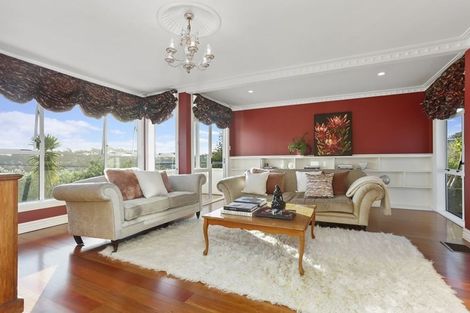 Photo of property in 61 Palmerston Road, Birkenhead, Auckland, 0626