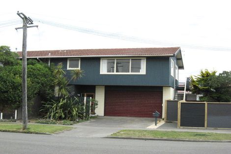 Photo of property in 2 Halsey Street, South New Brighton, Christchurch, 8062