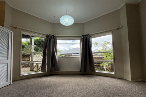 Photo of property in 66 Central Terrace, Kelburn, Wellington, 6012