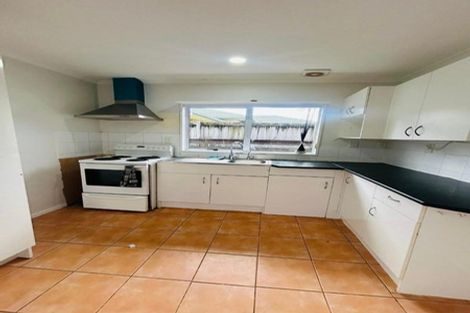 Photo of property in 163 Sturges Road, Henderson, Auckland, 0612