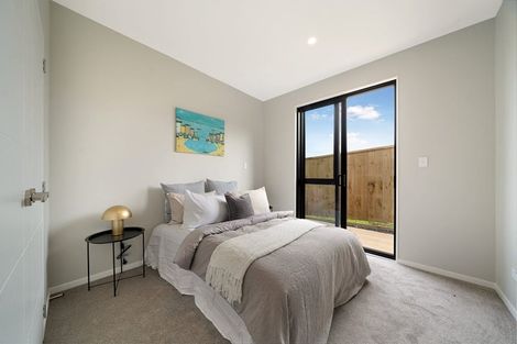 Photo of property in 8 Whakairo Crescent, Gulf Harbour, Whangaparaoa, 0930