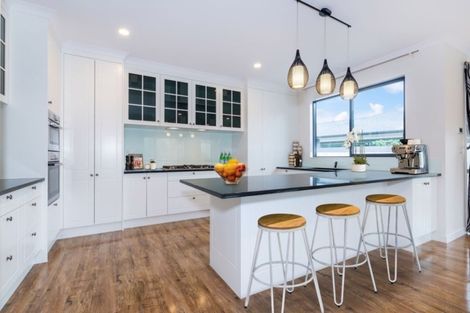 Photo of property in 116 Pohutukawa Parade, Riverhead, 0820