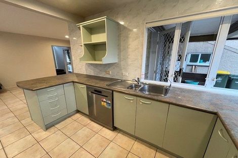 Photo of property in 1 Evelyn Road, Cockle Bay, Auckland, 2014